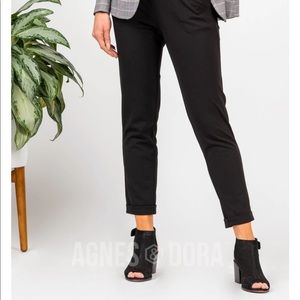 Agnes and Dora Weekday pant size Large